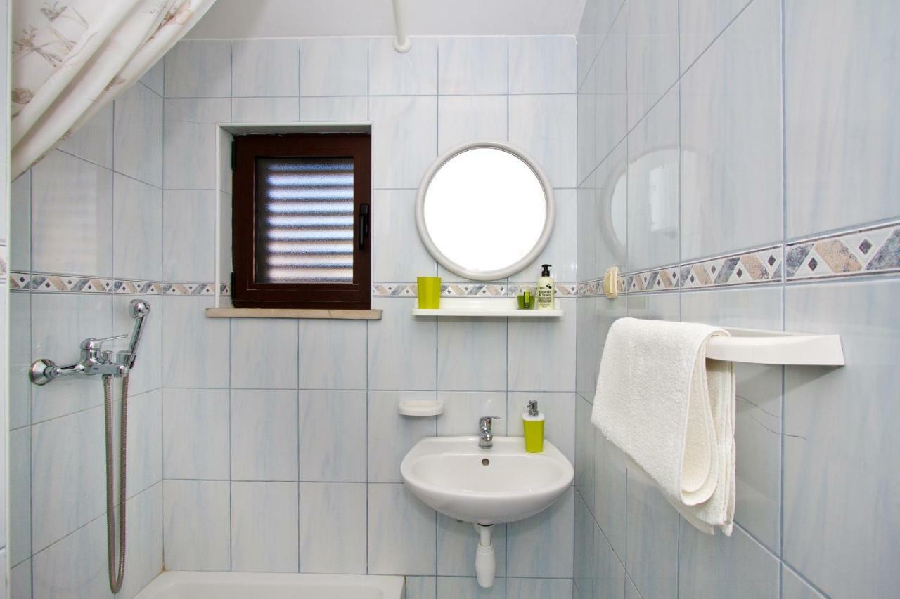 Apartments Antunovic Рогозниця Екстер'єр фото