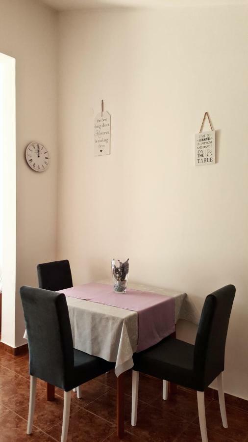 Apartments Antunovic Рогозниця Екстер'єр фото