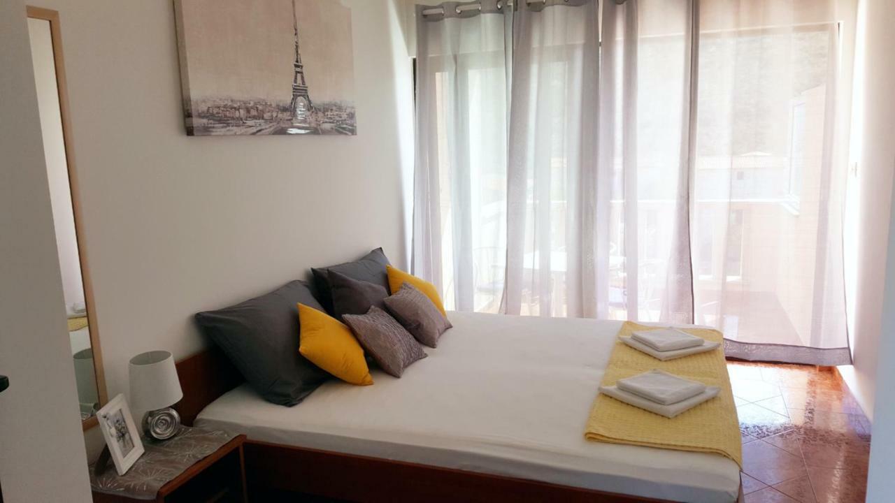 Apartments Antunovic Рогозниця Екстер'єр фото