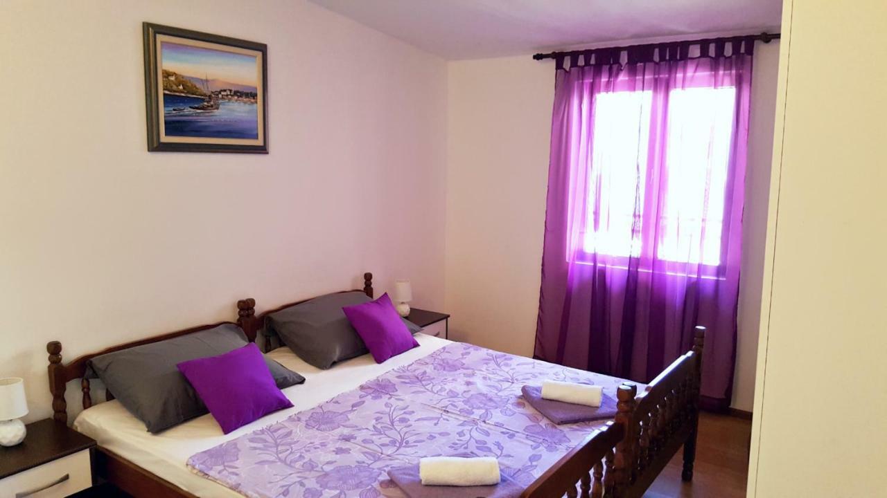 Apartments Antunovic Рогозниця Екстер'єр фото