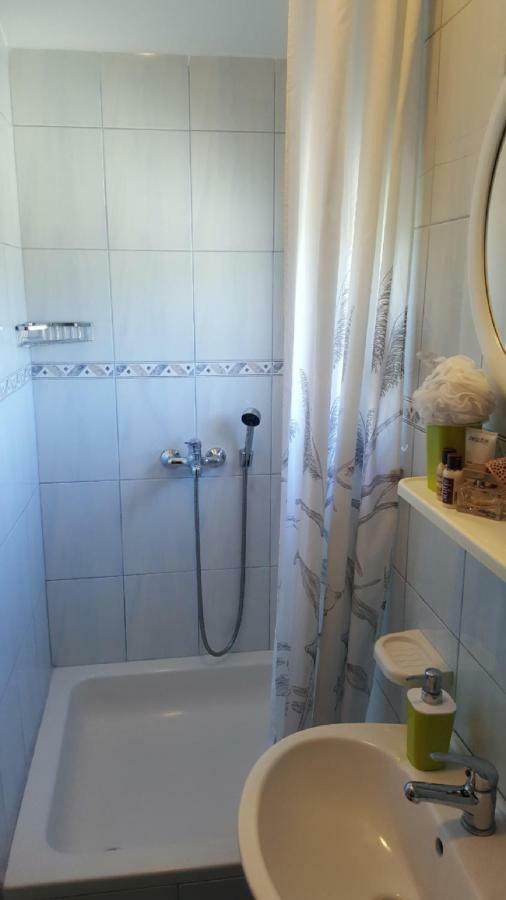 Apartments Antunovic Рогозниця Екстер'єр фото